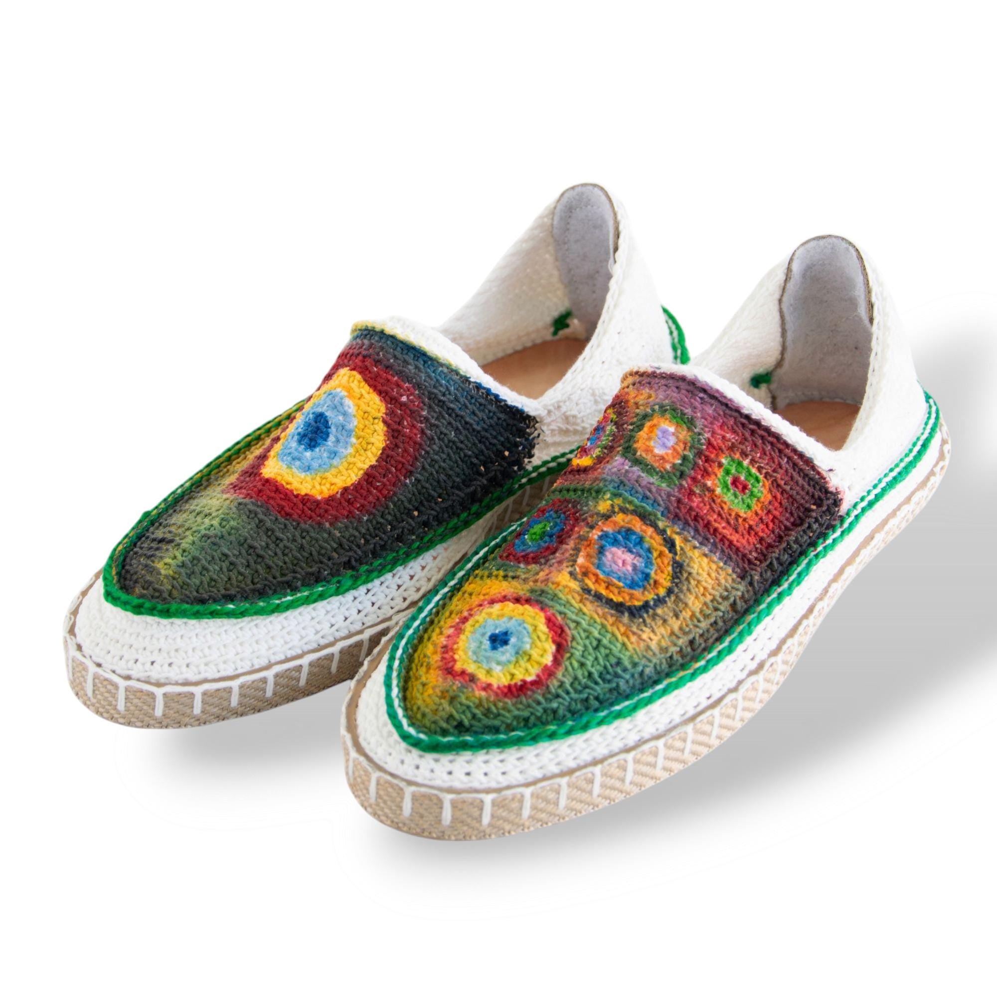 Handmade Persian Shoes GIVEH | ABRAHAM XERXES (Kandinsky)<a href="https://www.etsy.com/listing/4298077459/handmade-persian-shoes-" target="_blank" style="background:#000;color:#fff;padding:10px 20px;text-decoration:none;border-radius:6px;">Buy on Etsy</a>