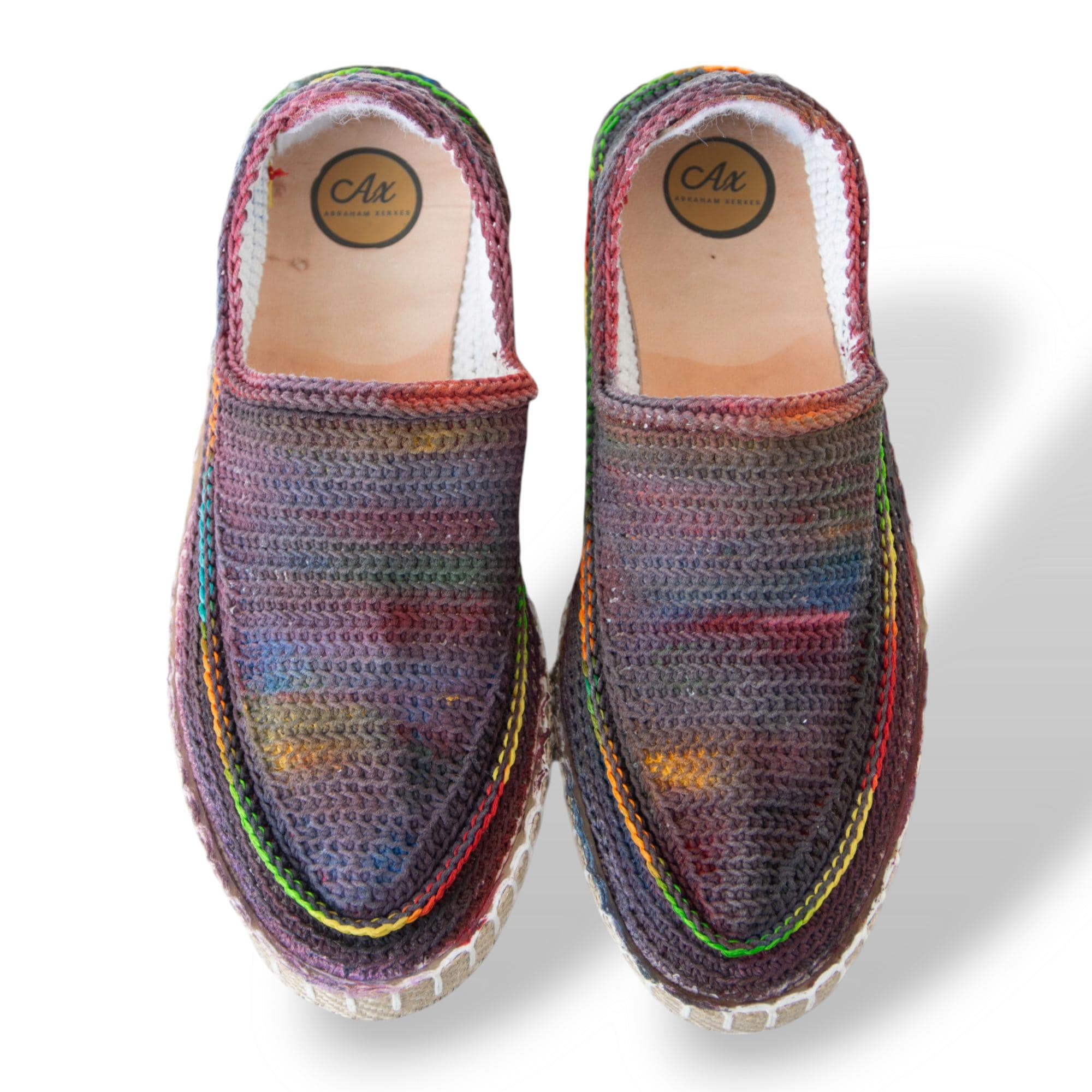Handmade Persian Shoes GIVEH | ABRAHAM XERXES (Sora)<a href="https://www.etsy.com/listing/4298342518/handmade-persian-shoes-giveh" target="_blank" style="background:#000;color:#fff;padding:10px 20px;text-decoration:none;border-radius:6px;">Buy on Etsy</a>