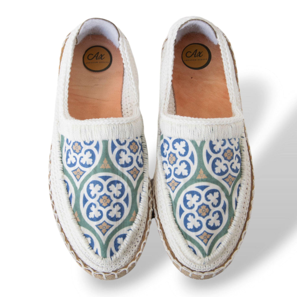 Handmade Persian Shoes GIVEH | ABRAHAM XERXES (Solace)<a href="https://www.etsy.com/listing/4298318574/handmade-persian-shoes-giv" target="_blank" style="background:#000;color:#fff;padding:10px 20px;text-decoration:none;border-radius:6px;">Buy on Etsy</a>