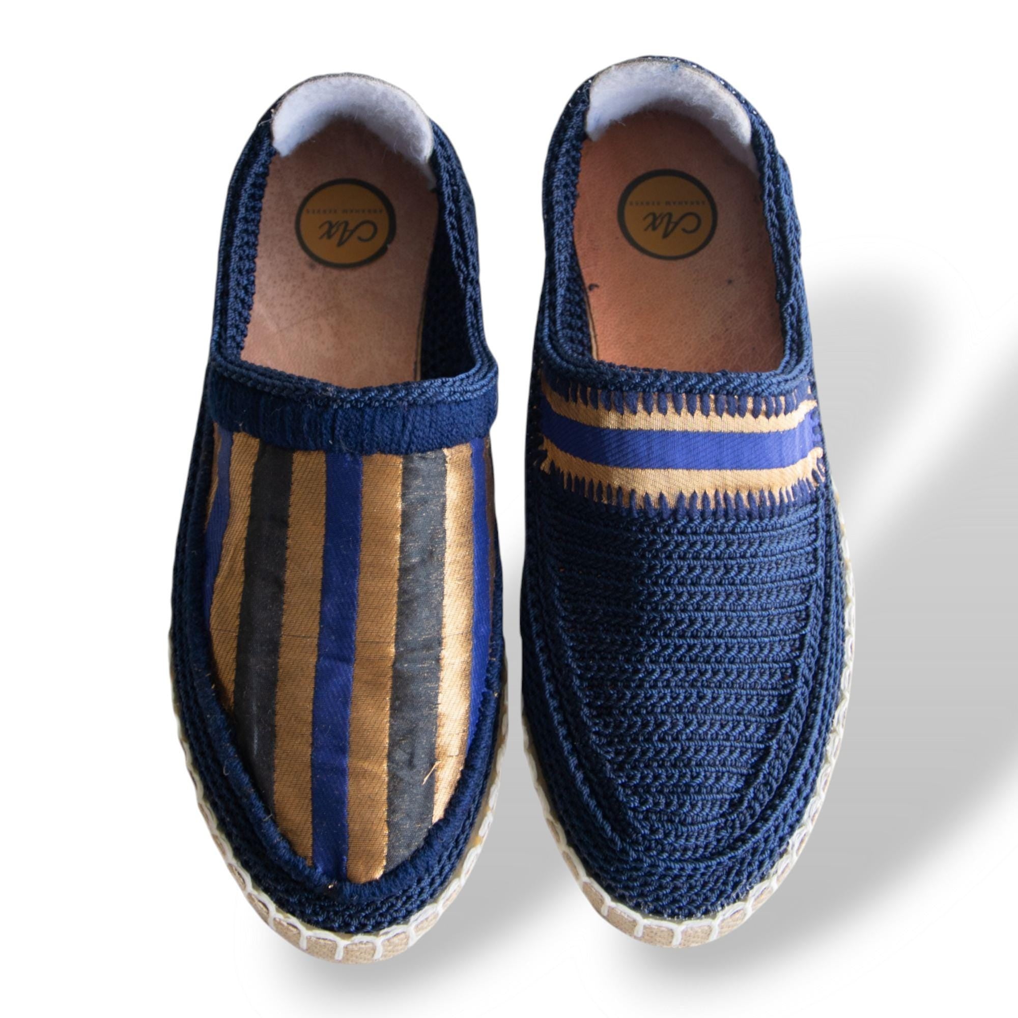 Handmade Persian Shoes GIVEH | ABRAHAM XERXES (Meridian)<a href="https://www.etsy.com/listing/4298322926/handmade-persian-shoes-g" target="_blank" style="background:#000;color:#fff;padding:10px 20px;text-decoration:none;border-radius:6px;">Buy on Etsy</a>