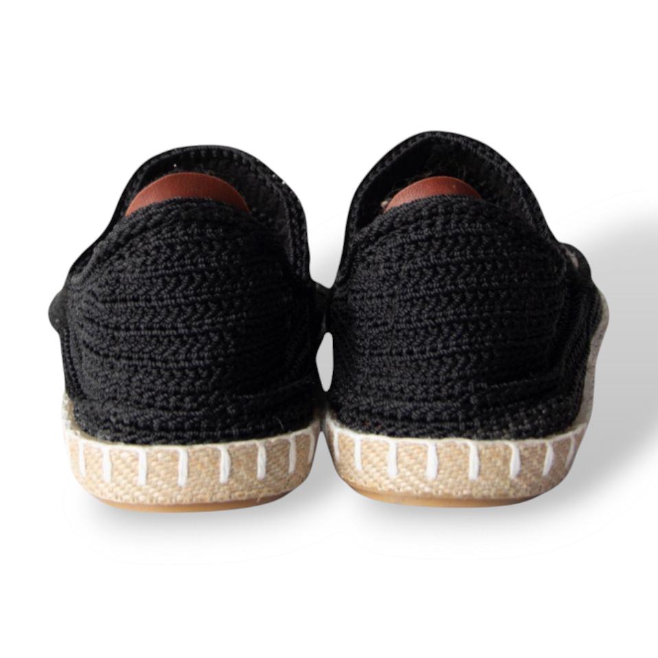 Handmade Persian Shoes GIVEH | ABRAHAM XERXES (Novelle)<a href="https://www.etsy.com/listing/4297821678/handmade-persian-shoes-gi" target="_blank" style="background:#000;color:#fff;padding:10px 20px;text-decoration:none;border-radius:6px;">Buy on Etsy</a>