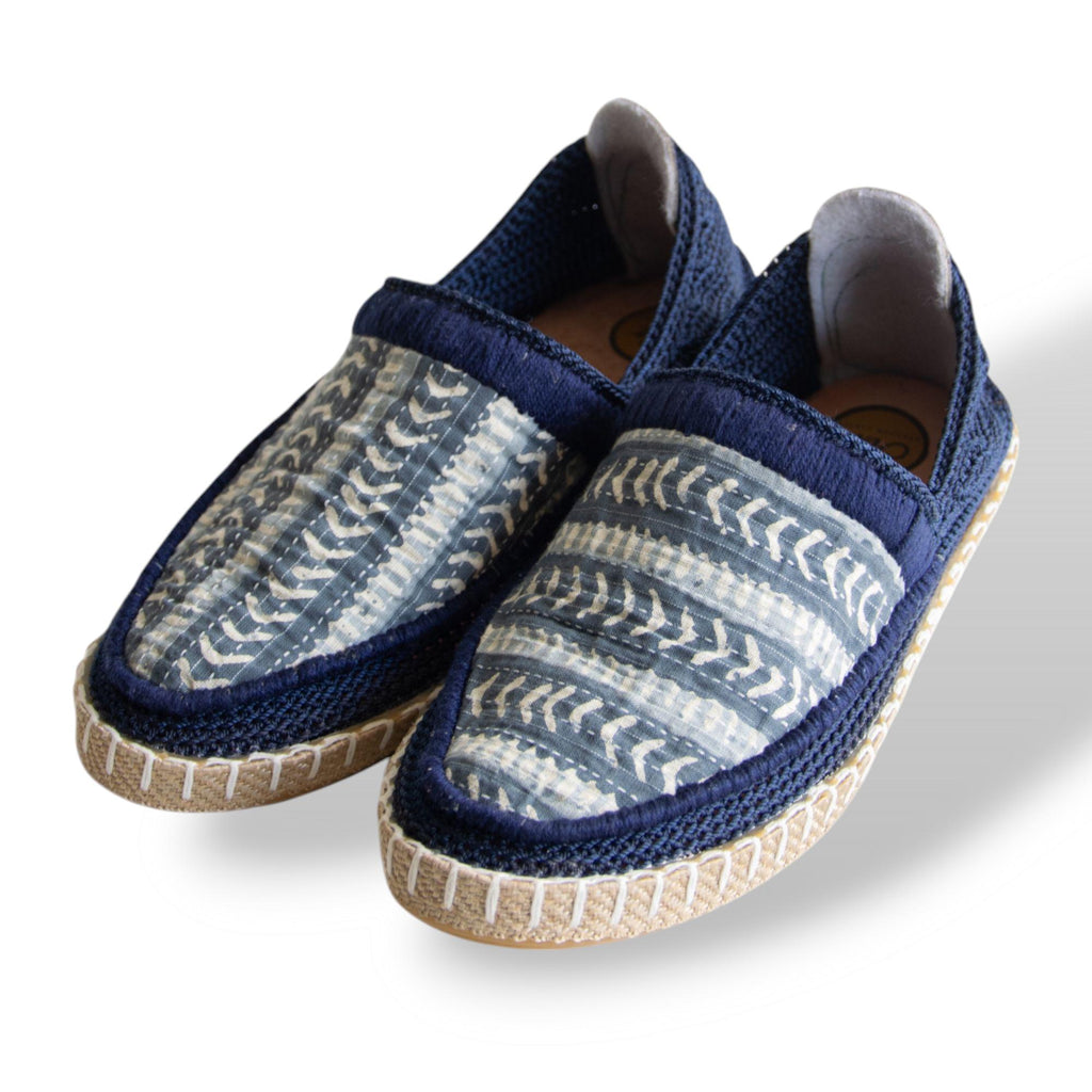 Handmade Persian Shoes GIVEH | ABRAHAM XERXES (Reverie)<a href="https://www.etsy.com/listing/4298341737/handmade-persian-shoes-gi" target="_blank" style="background:#000;color:#fff;padding:10px 20px;text-decoration:none;border-radius:6px;">Buy on Etsy</a>